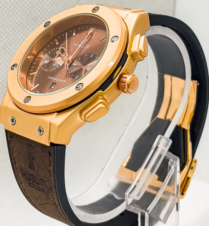 Men's Hublot Classic Fusion Chronograph Watch - Rose Gold - Signature Seconds